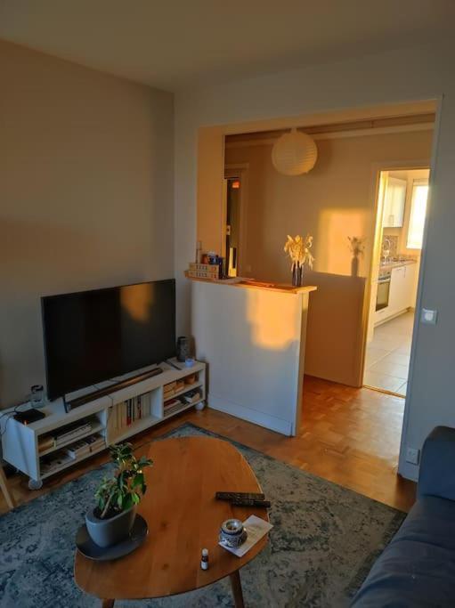 Superbe Appartement Lumineux Avec Vue Imprenable Tours Esterno foto